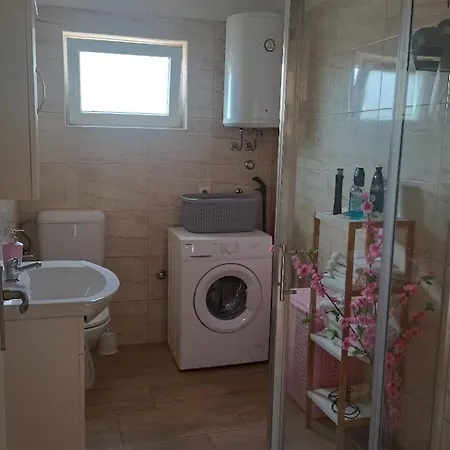 Apartman With Parking Spaces - 23772 Sibenik