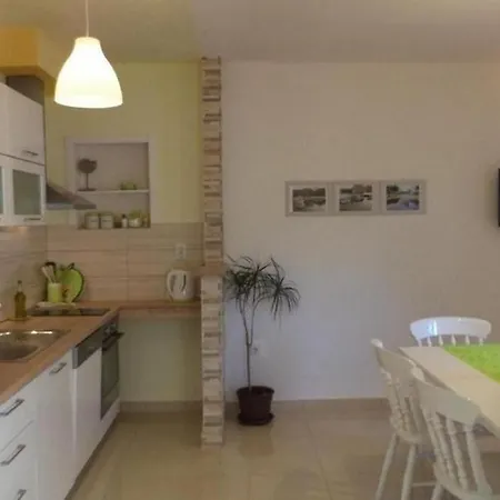 Apartment With Parking Spaces - 23772 Šibenik